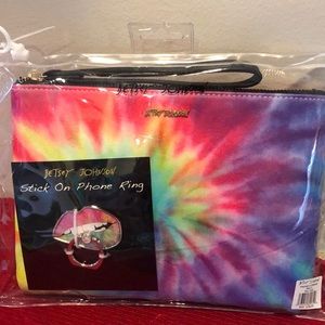 NWT Betsey Johnson Phone a Friend Wristlet